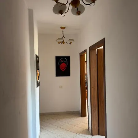 아파트 Holidays Apartment *